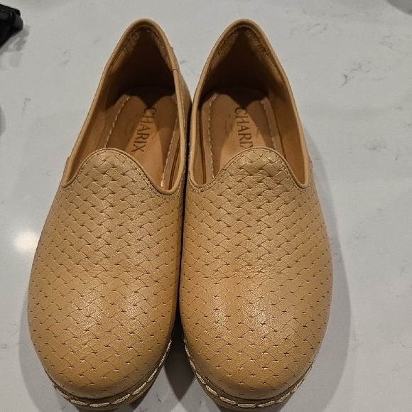 Charix Woven Leather Tan Slip On Flats Sz 39 8.5 Womens A - Picture 2 of 6